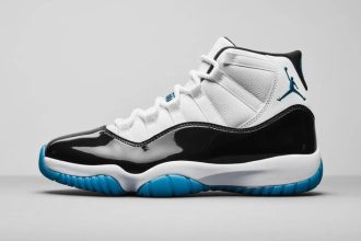 Jordan 11 Gamma top view black mesh patent leather