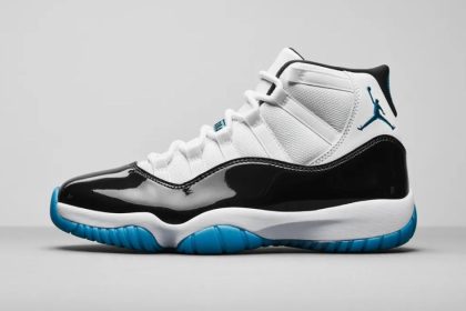 Jordan 11 Gamma top view black mesh patent leather